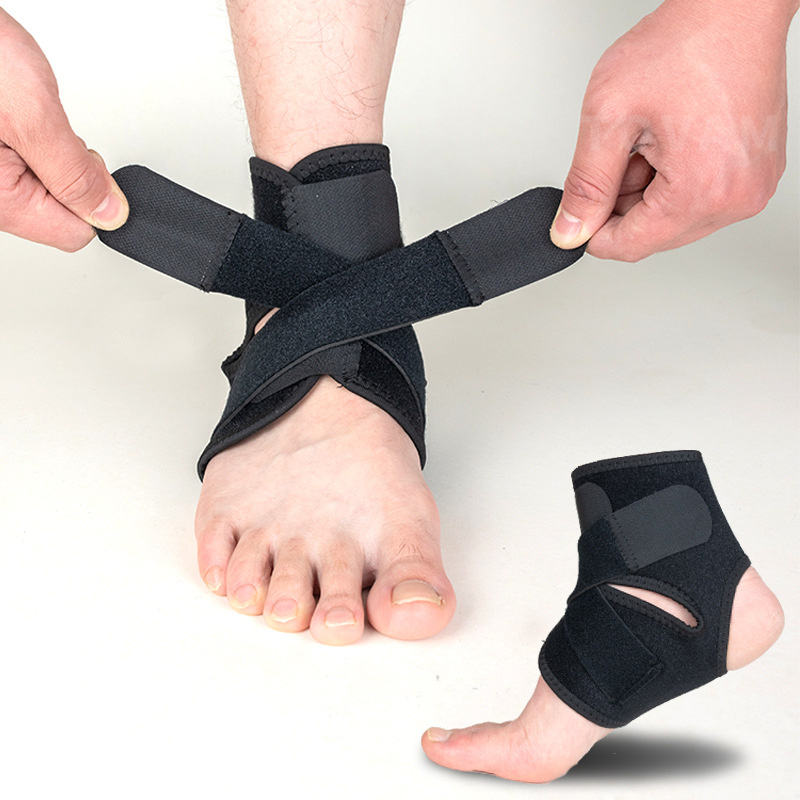 Neoprene sports ankle support